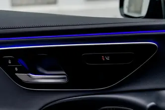 Mercedes-Benz E 200, 2.0, 150 kW, hybrid, automatic, rear-wheel drive