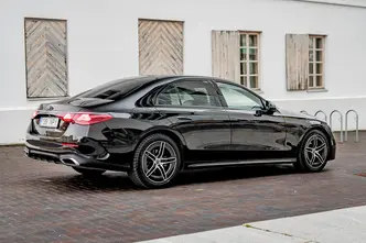 Mercedes-Benz E 200, 2.0, 150 kW, hybrid, automatic, rear-wheel drive