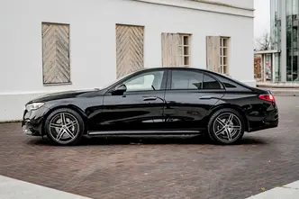 Mercedes-Benz E 200, 2.0, 150 kW, hybrid, automatic, rear-wheel drive