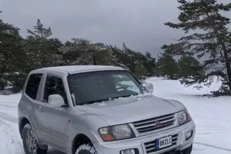 Mitsubishi Pajero, 3.2, 118 kW, diesel, manual, four-wheel drive