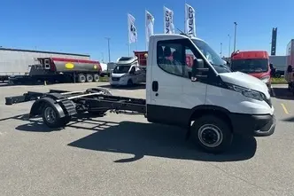 Iveco Daily, 3.0, 129 kW, дизель, механическая, задний привод