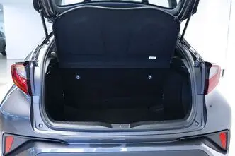 Toyota C-HR, 1.8, 90 kW, plug-in hybrid, automatic, front-wheel drive