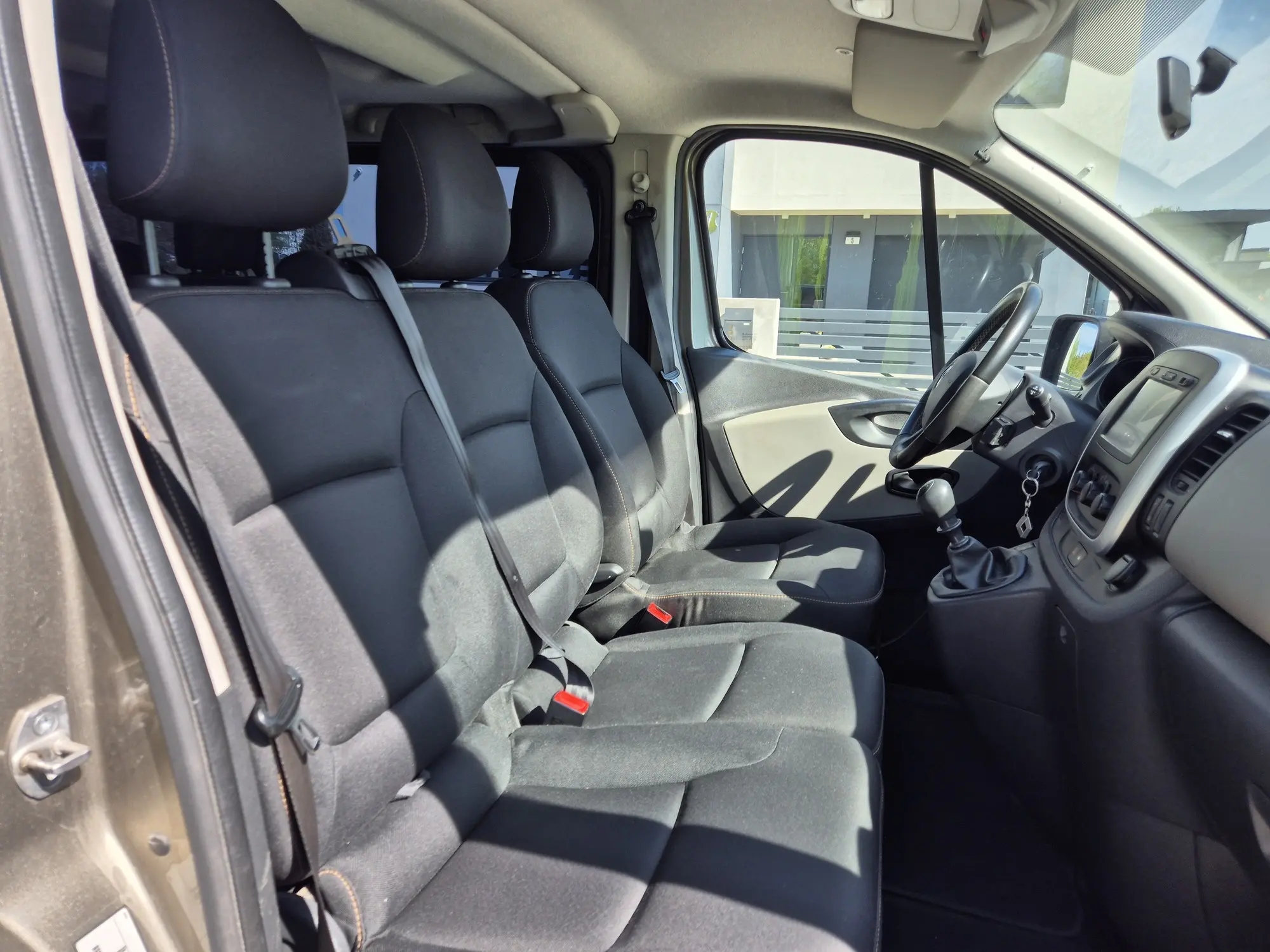 Renault Trafic, 1.6, 107 kW, diesel, manual, front-wheel drive