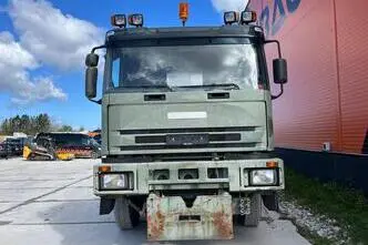 Iveco Fresia F 2000 4x4, 312 kW, automatic