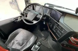 Volvo FH 16 750 8x4/4, 552 kW, diisel, automaat