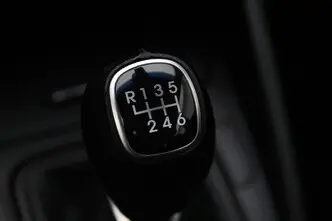 Kia Carens, 1.6, 99 kW, bensiin, manuaal, esivedu