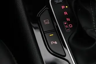Kia Niro, 1.6, 77 kW, hybrid, automatic, front-wheel drive