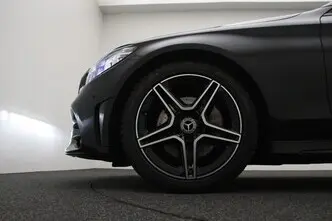 Mercedes-Benz C 200, 1.5, 135 kW, гибрид, автомат, задний привод