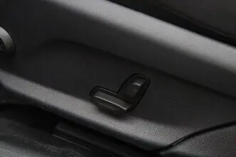 Mercedes-Benz C 200, 1.5, 135 kW, гибрид, автомат, задний привод