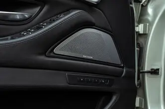 BMW M5, 4.4, 412 kW, bensiin, automaat, tagavedu