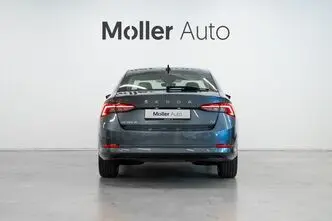 Škoda Octavia, 1.4, 110 kW, подключаемый гибрид, автомат, передний привод