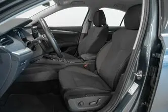 Škoda Octavia, 1.4, 110 kW, подключаемый гибрид, автомат, передний привод