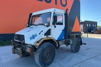Mercedes-Benz Unimog U130 4x4, 98 kW, дизель, механическая