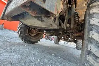 Mercedes-Benz Unimog U130 4x4, 98 kW, дизель, механическая