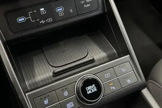 Hyundai Kona, 1.6, 77.2 kW, hybrid, automatic, front-wheel drive