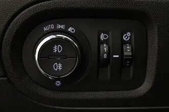 Opel Grandland X, 1.2, 96 kW, bensiin, automaat, esivedu