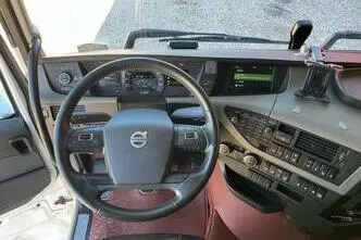 Volvo FH 16 750 6x2, 552 kW, diisel, automaat
