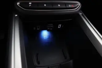 Jeep Avenger, 165 kW, электричество, автомат, передний привод