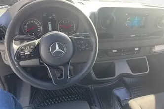 Mercedes-Benz Sprinter, 2.1, 120 kW, diesel, automatic, rear-wheel drive