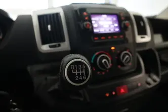 Peugeot Boxer, 2.2, 96 kW, дизель, механическая, передний привод