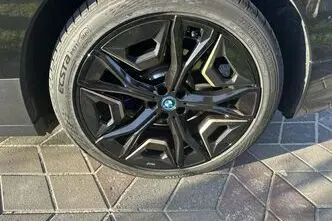 BMW iX, 240 kW, elekter, automaat, nelikvedu