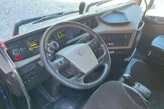 Volvo FH 540 8x4/4, 405 kW, diisel, automaat