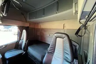 Volvo FH 540 8x4/4, 405 kW, diisel, automaat