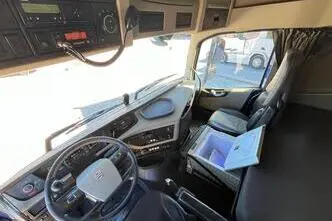 Volvo FH 540 8x4/4, 405 kW, diisel, automaat