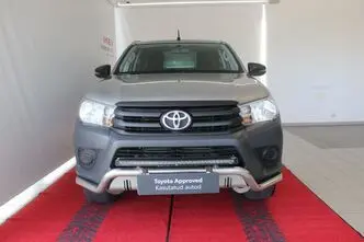 Toyota Hilux, 2.4, 110 kW, дизель, механическая, полный привод
