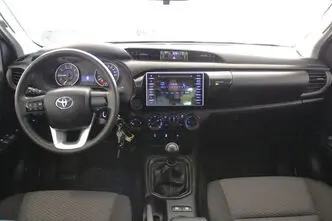 Toyota Hilux, 2.4, 110 kW, дизель, механическая, полный привод