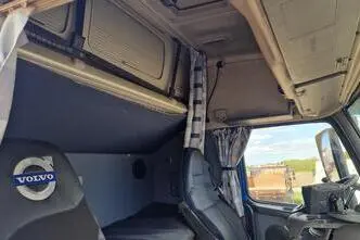 Volvo FH480 8X4 HIAB 800E-6 HiPro + JIB170X5, 353 kW, diisel, manuaal