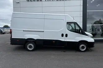 Iveco Daily, 3.0, 129 kW, дизель, механическая, задний привод