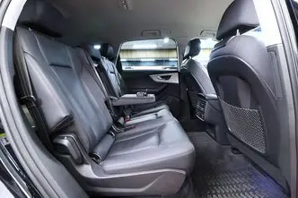 Audi Q7, 3.0, 210 kW, гибрид, автомат, полный привод