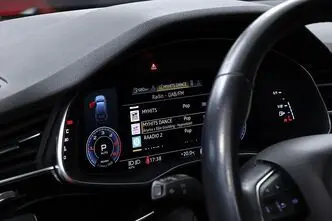 Audi Q7, 3.0, 210 kW, гибрид, автомат, полный привод