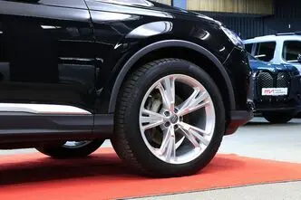 Audi Q7, 3.0, 210 kW, гибрид, автомат, полный привод