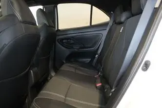 Toyota Yaris Cross, 1.5, 68 kW, hübriid, automaat, nelikvedu