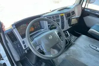 Volvo FL 280 4x2, 210 kW, diesel, automatic