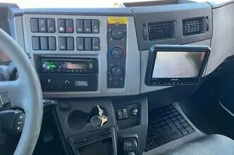 Volvo FL 280 4x2, 210 kW, diesel, automatic
