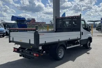 Iveco Daily, 3.0, 118 kW, дизель, механическая, задний привод