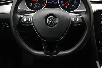 Volkswagen Passat, 1.6, 88 kW, diesel, automatic, front-wheel drive