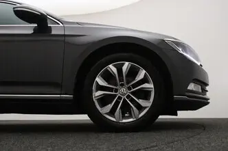 Volkswagen Passat, 1.6, 88 kW, diesel, automatic, front-wheel drive