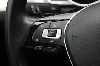 Volkswagen Passat, 1.6, 88 kW, diesel, automatic, front-wheel drive