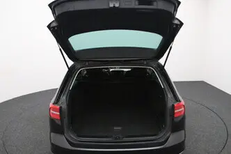 Volkswagen Passat, 1.6, 88 kW, diesel, automatic, front-wheel drive