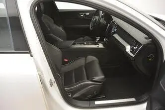Volvo S60, 2.0, 184 kW, petrol, automatic, four-wheel drive