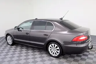 Škoda Superb, 1.8, 118 kW, bensiin, automaat, esivedu