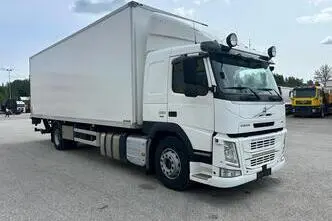 Volvo FM330 4X2 EURO6 + CARRIER + DOUBLE STOCK, 250 kW, diesel, automatic