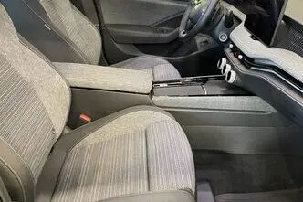 Škoda Superb, 1.5, 110 kW, гибрид, автомат, передний привод