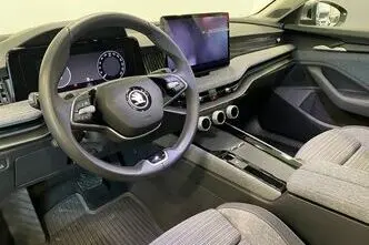 Škoda Superb, 1.5, 110 kW, гибрид, автомат, передний привод