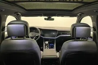 Volkswagen Touareg, 3.0, 340 kW, petrol, automatic, four-wheel drive
