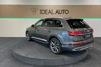 Audi Q7, 3.0, 210 kW, гибрид, автомат, полный привод